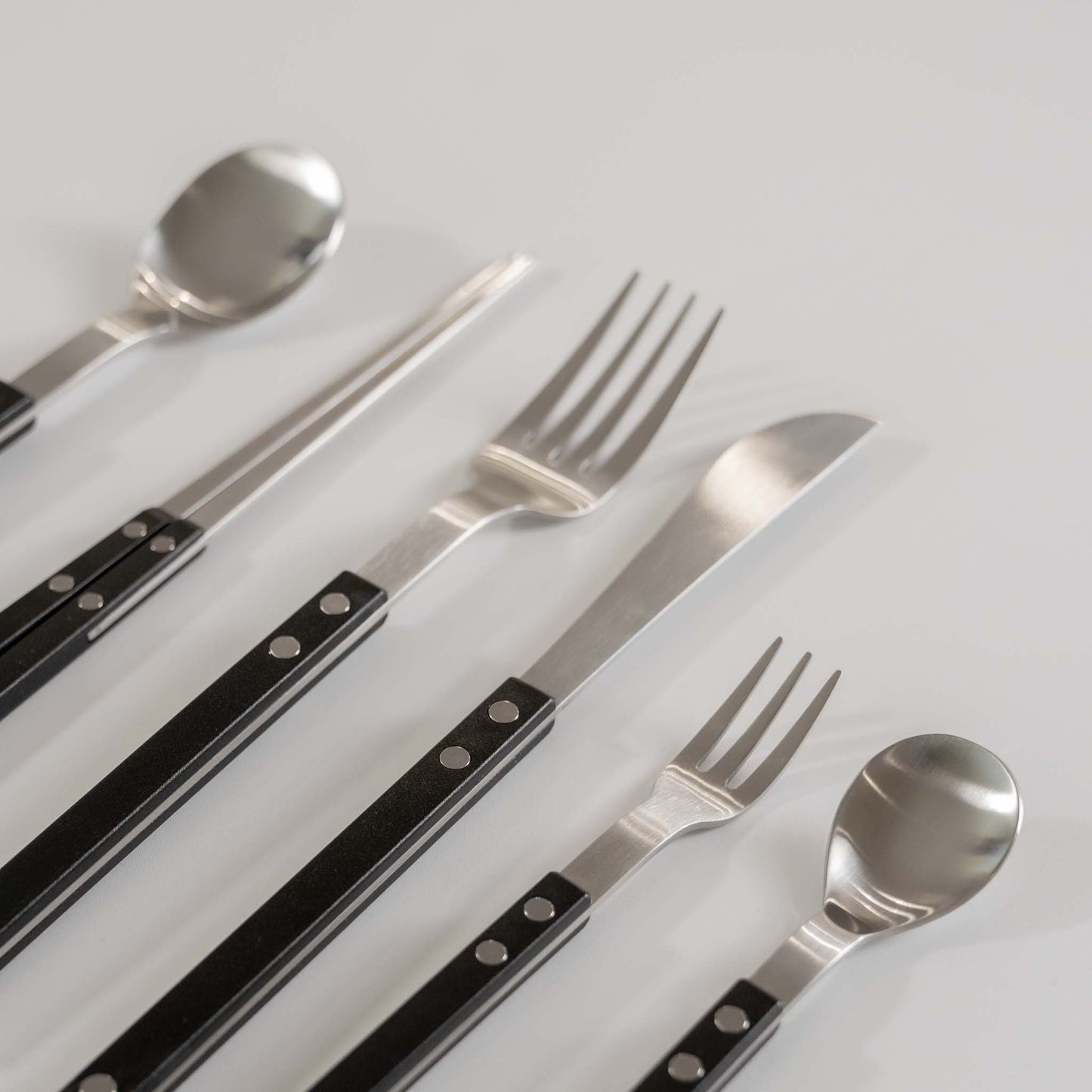 BOGEN RETRO DINNER KNIFE