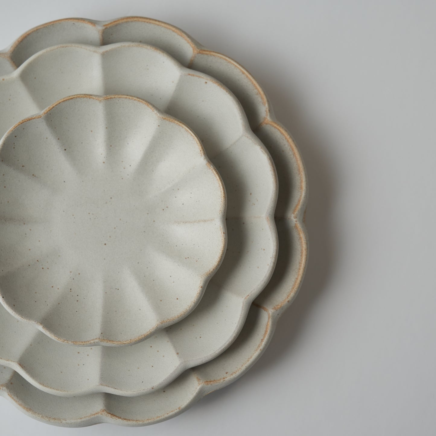 JAPANESE BLOOM PLATES
