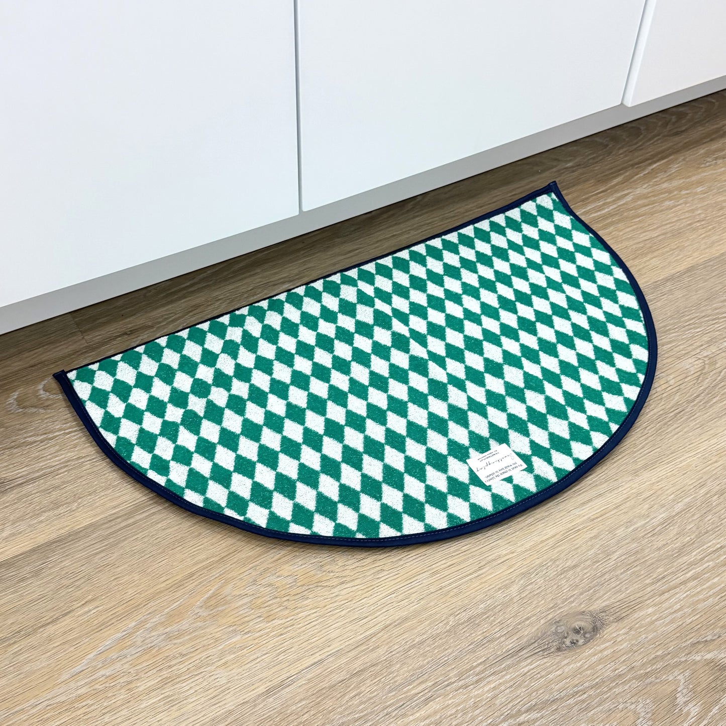 TERRY CRESCENT BATH MATS