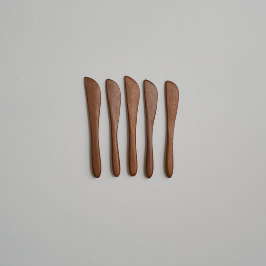 WOODEN MINI SPREADER